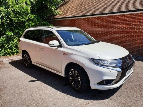 2016 mitsubishi outlander phev - 2016,